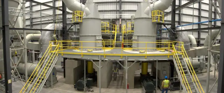 Mill maintenance by millwrights